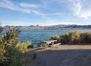 arizona/lake-havasu-city/attraction/havasu-riviera-state-park