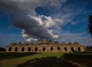 india/hampi/attraction/hampi-auto-rikshaw-driver-arun-tuk-tuk-sightseeing-of-hampi