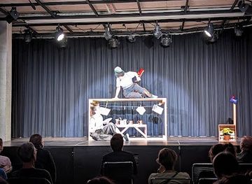 switzerland/zurich/attraction/theater-anundpfirsich