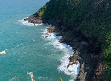 brazil/itacare/attraction/trilha-praia-do-siriaco-e-prainha