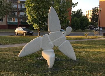 lithuania/utena/attraction/laimes-skveras