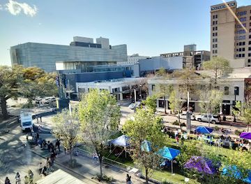 louisiana/baton-rouge/attraction/north-boulevard-town-square