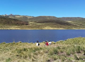 kenya/mount-kenya-region/attraction/lake-ellis