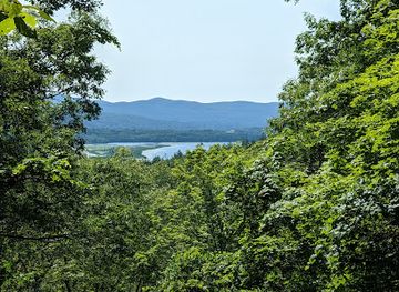 vermont/mount-equinox/attraction/fort-dummer-state-park