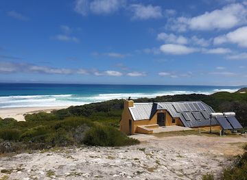 south-africa/de-hoop-nature-reserve/attraction/hamerkop-hut