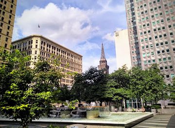 pennsylvania/pittsburgh/strip-district/attraction/mellon-square