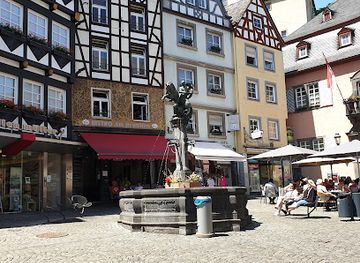 germany/rhineland/attraction/martinsbrunnen