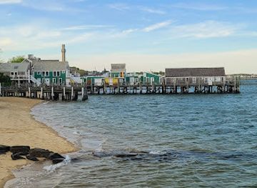 massachusetts/provincetown/attraction/whalers-wharf