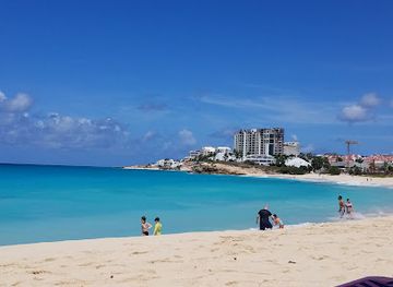 sint-maarten/great-bay-beach/attraction/mullet-bay-beach