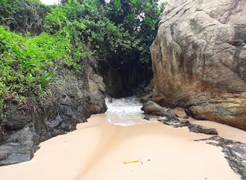 sri-lanka/kalutara-district/attraction/induruwa-wave-passage