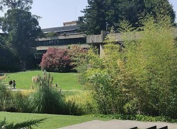 portugal/setubal/attraction/garden-of-the-calouste-gulbenkian-foundation