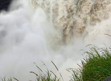 uganda/western-region/attraction/queen-elizabeth