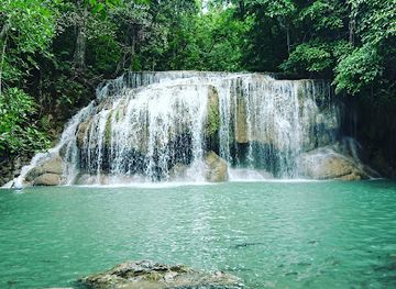 thailand/erawan-national-park/attraction/khao-nam-pu-nature-and-wildlife-education-center