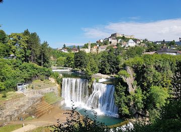 bosnia-and-herzegovina/jajce-waterfalls/attraction/pavilion