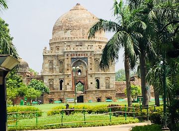 india/delhi/lodhi-gardens/attraction/national-bonsai-park-lodhi-garden
