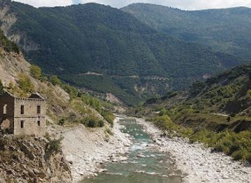greece/thessaly/attraction/korakou-bridge