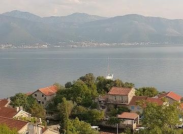 montenegro/bar-riviera/attraction/voli