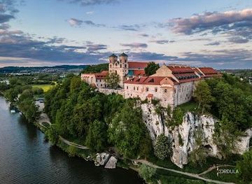 poland/krakow/attraction/benedictine-abbey-in-tyniec