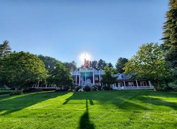 michigan/traverse-city/attraction/black-star-farms-suttons-bay