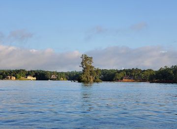 alabama/lake-martin/attraction/kriko-island