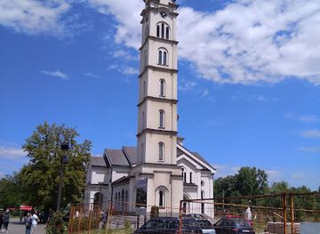 bosnia-and-herzegovina/semberija/attraction/saborni-hram-presvete-bogorodice