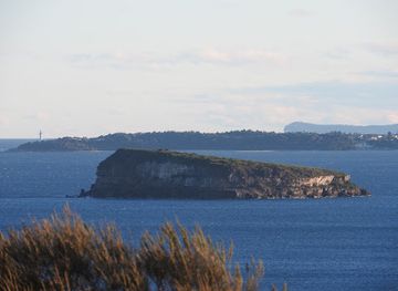 australia/central-coast/attraction/bird-island-nature-reserve