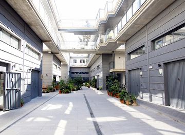 spain/seville/macarena/attraction/rompe-moldes