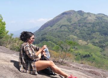 sri-lanka/knuckles-mountain-range/attraction/sri-lanka-trekking-tours