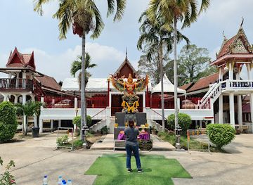 thailand/ayutthaya/attraction/wat-khruttharam