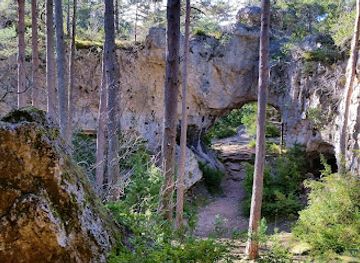 france/tarn-gorges/attraction/arcs-de-saint-pierre