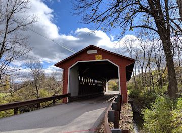 vermont/mount-equinox/attraction/silk-road-covered-bridge