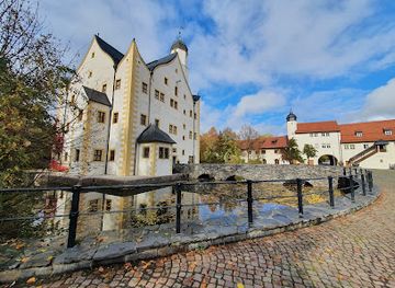 germany/ore-mountains/attraction/water-castle-klaffenbach