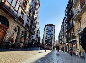 spain/bilbao/attraction/casco-viejo