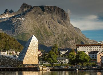 norway/more-og-romsdal/attraction/norsk-tindesenter
