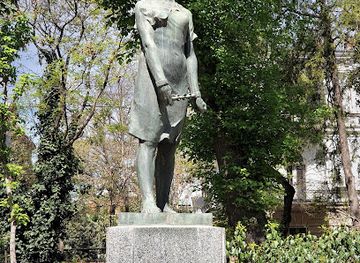 georgia/mtskheta-mtianeti/attraction/zoya-rukhadze-sculpture
