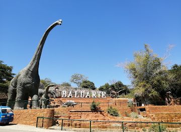 philippines/ilocos-norte/vigan-city/attraction/baluarte-resort-and-mini-zoo