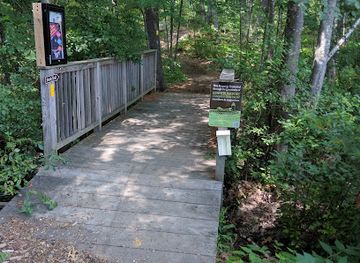 maine/kennebunkport/attraction/edwin-l-smith-preserve-trailhead