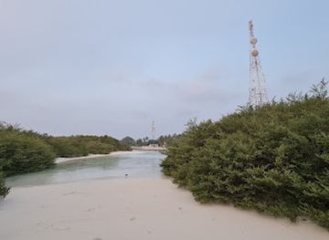 maldives/thulusdhoo-island/attraction/huraa-gandu