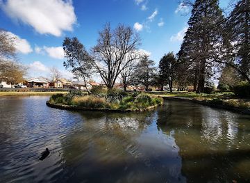 australia/western-new-south-wales/attraction/cook-park