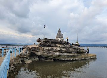 cambodia/koh-kong/attraction/khun-chhang-historical-stupa