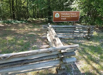 mississippi/ross-barnett-reservoir/attraction/natchez-trace-yockanookany-trailhead-ms-43