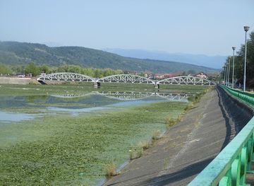 romania/targu-jiu/attraction/vechiul-pod