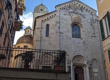 italy/genoa/attraction/santa-maria-di-castello