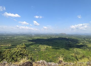 sierra-leone/kenema/attraction/camel-hill