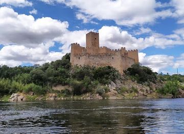 portugal/estremadura/attraction/almourol-castle