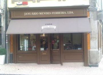 portugal/porto/attraction/casa-januario