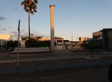 brazil/serra-da-capivara-national-park/attraction/praca-prof-julio-paixao