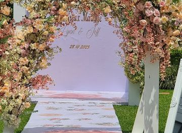 cameroon/west-region/attraction/royal-garden