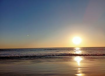 india/mumbai/andheri/attraction/versova-beach