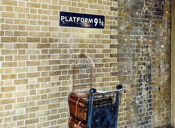 united-kingdom/windsor/attraction/platform-9-at-king-s-cross-station